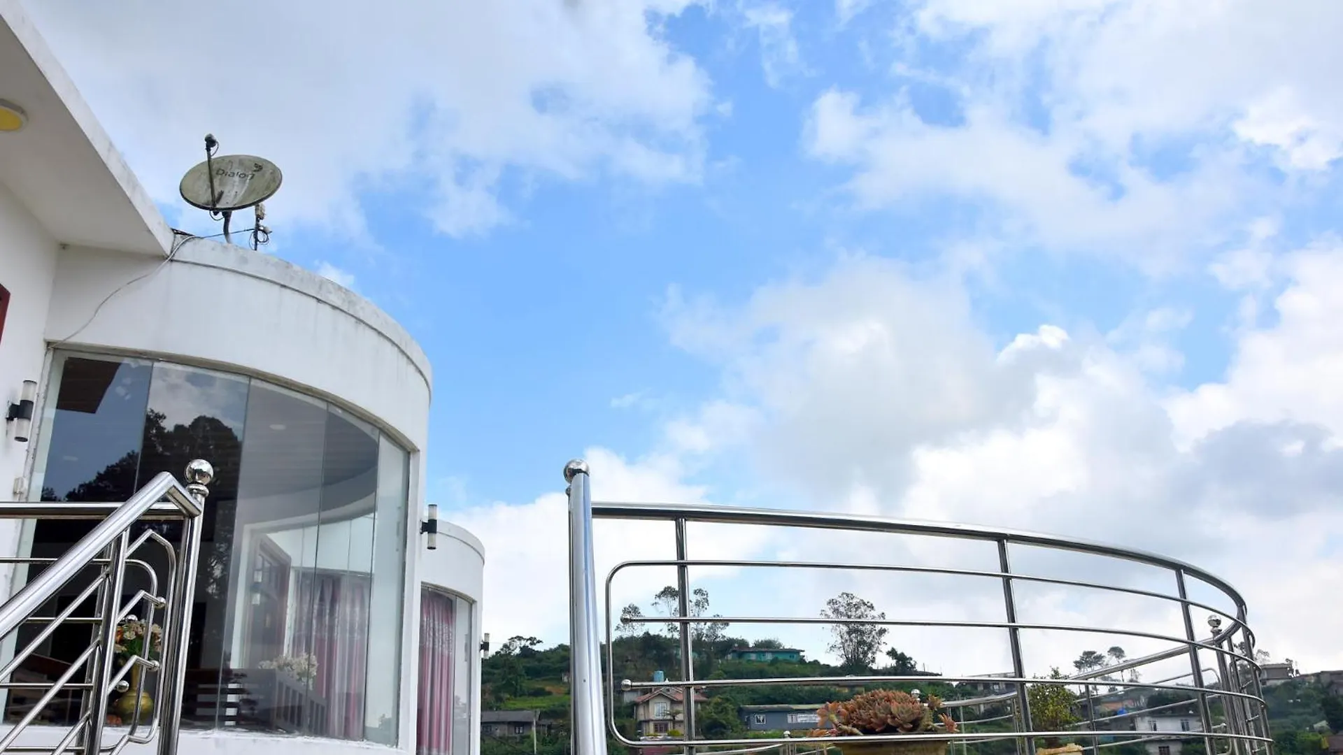 Nuwaraeliya Konical Villa Nuwara Eliya