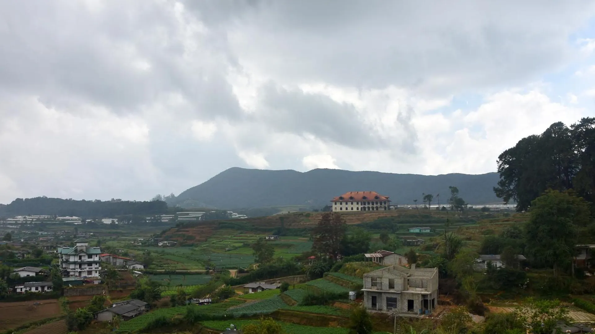 Nuwaraeliya Konical Villa Nuwara Eliya Sri Lanka